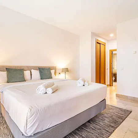 Large 3-bedroom Nestled In Golf Paradise Estepona