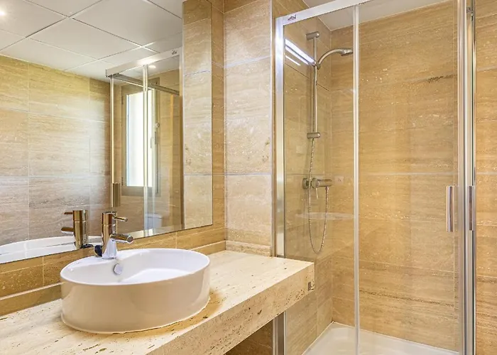 Apartamento Large 3-bedroom Nestled In Golf Paradise *